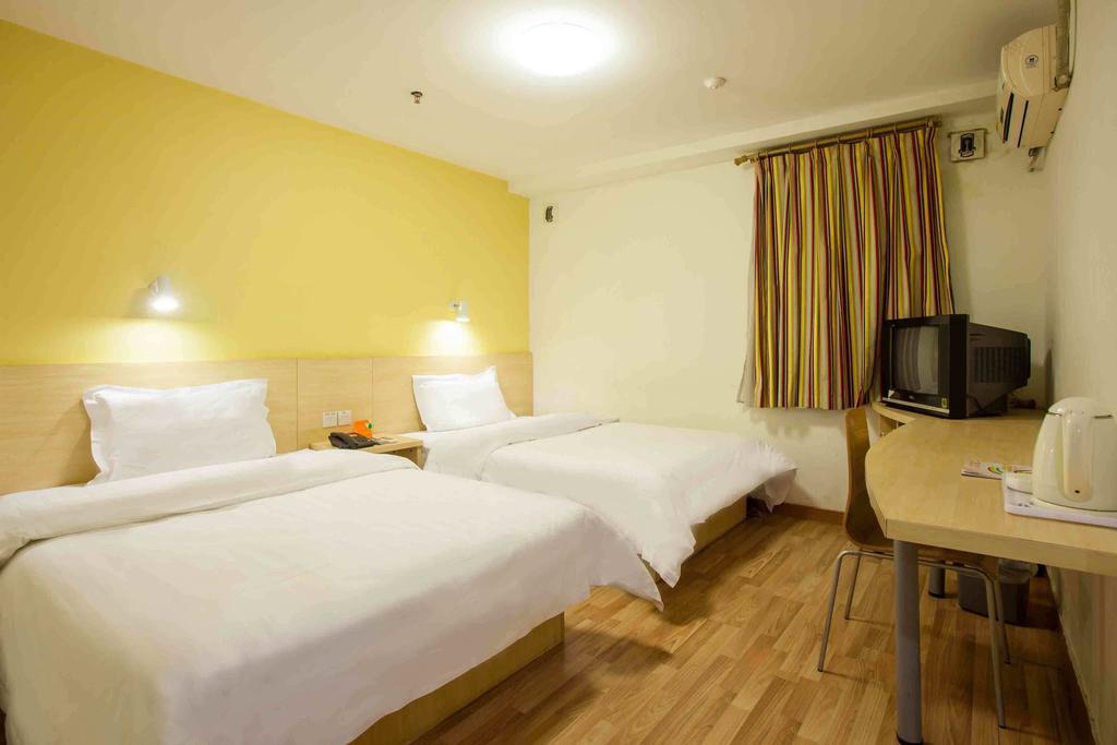 7Days Inn Beijing Beishatan Номер фото